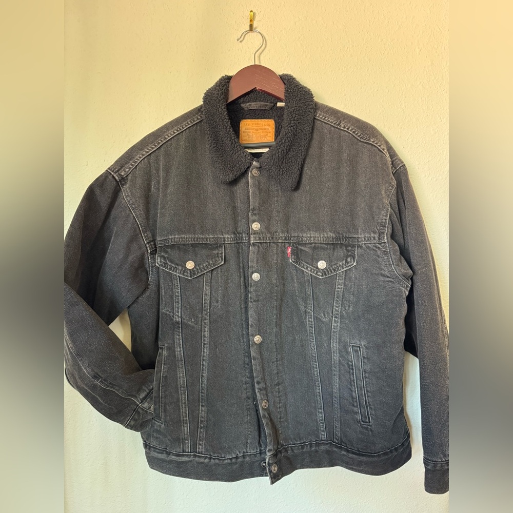 Levi's Men's Charcoal Sherpa-Lined Jacket